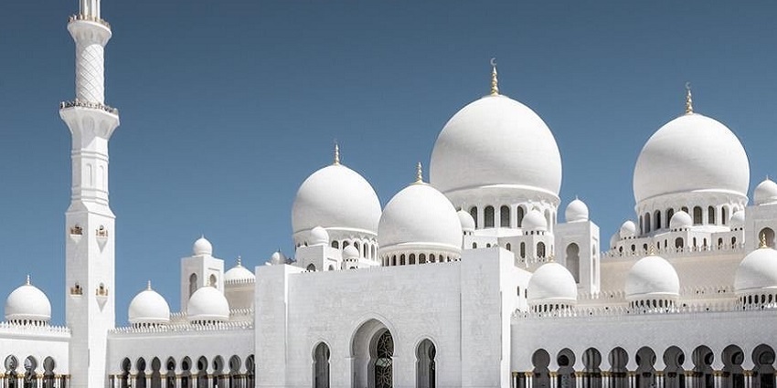 Famous Abu Dhabi Mosques That Are Too Good To Miss- TripXL