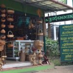 Wayanad market renders evergreen shops for everyday things and especially souvenirs.