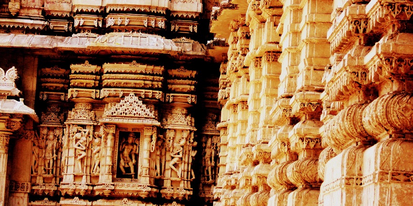 Top 10 Temples In Ahmedabad: Have A Spiritual Rejuvenation - TripXL