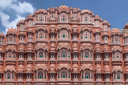 Ground-level view of Hawa Mahal's east facade, one of the best places to visit near Jaipur Airport.