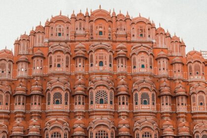 Panoramic snapshot of the iconic Hawa Mahal–Places to visit near Jaipur Within 100 KM