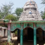 A mesmerising view of a temple in Odisha with white architecture during the day.