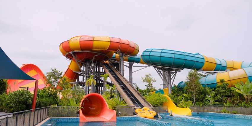 Splashing Into Fun Chinese Water Park Bridges Where Excitement Meets Relaxation