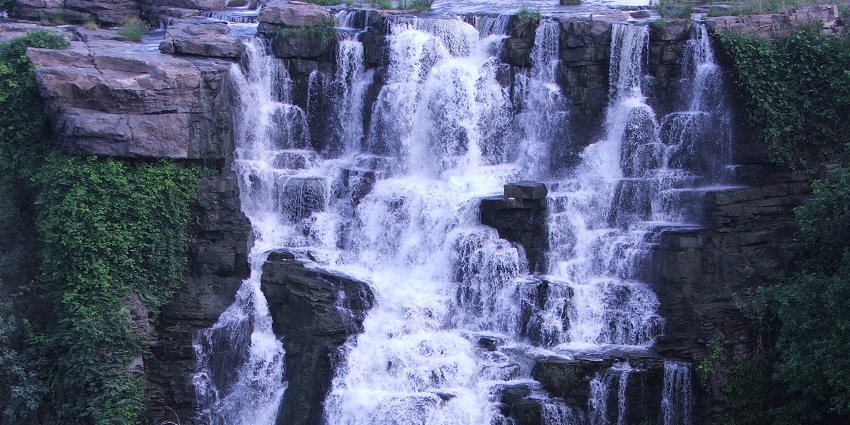 Top 10 Places To Visit In Goa In Monsoon For Scenic Splendour - TripXL