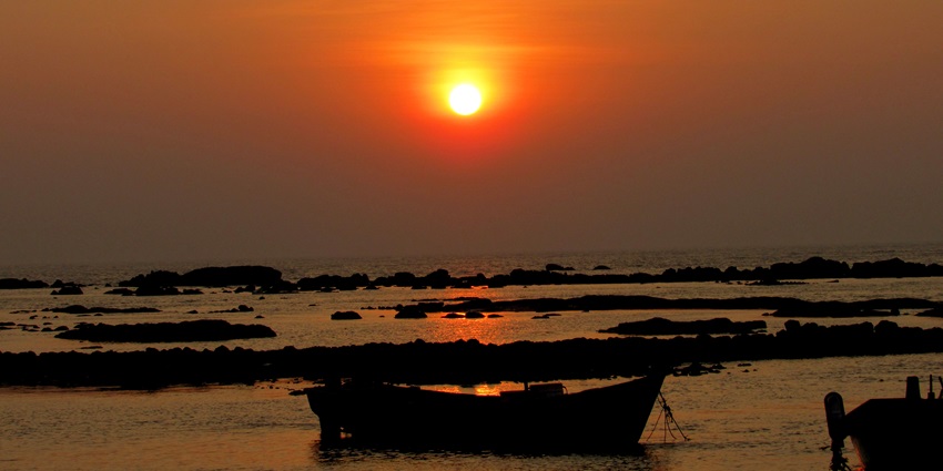 Khanderi Khanderi Fort: A Historic Maritime Fortress In Maharashtra - TripXL