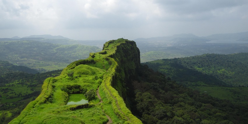 Tung Fort: Trekker's Delight Amdist The Hills Of Maharashtra - TripXL