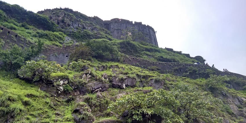 Trekking In Pune: 10 Popular Destinations Amidst Nature - TripXL