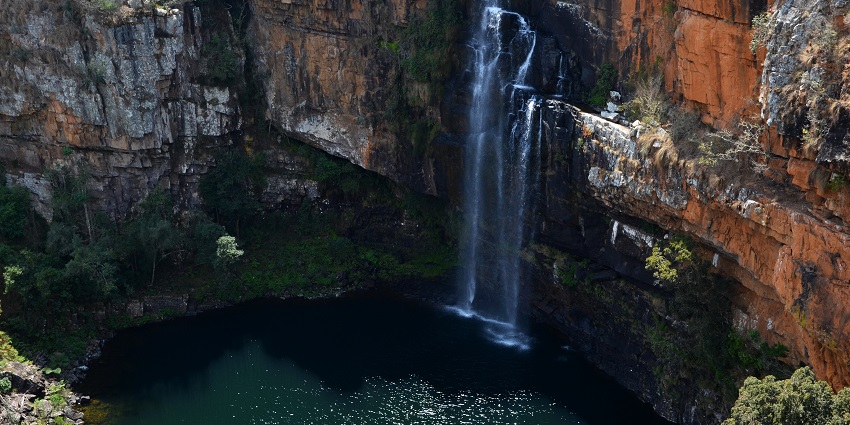 George Cataract Pool Top 10 Waterfalls In South Africa With Serenity And Natural Beauty - TripXL