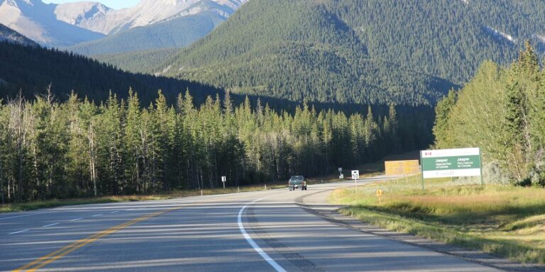 JASPER NATIONAL PARK WHEN TO VISIT visual data 4