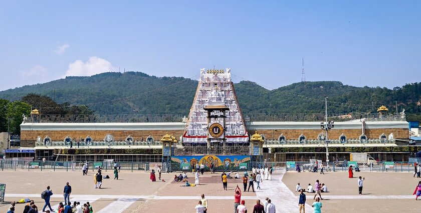 Tirupati travel guide seamlessly takes you through the history of the temple and its significance.